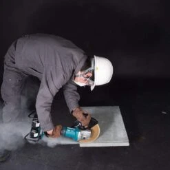 Makita 36V (18Vx2) Mobile Brushless 230mm (9") Angle Grinder Kit DGA900PTX1 -Tool Promotional Store 5637368 1