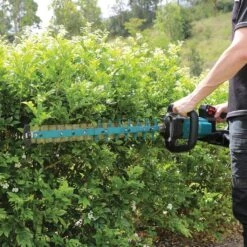 Makita 18V Brushless Hedge Trimmer Kit 600mm DUH602RT 13 Makita 18V Brushless Hedge Trimmer Kit 600mm DUH602RT -Tool Promotional Store 6298517 4