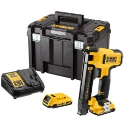 DEWALT 18V 2.0Ah XR Li-Ion Brushless Electricians Stapler Kit - DCN701D2-XE