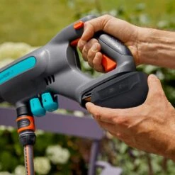 Gardena Battery Pressure Washer AquaClean 24/18V P4A Ready-to-use Set -Tool Promotional Store 7009350 3 1