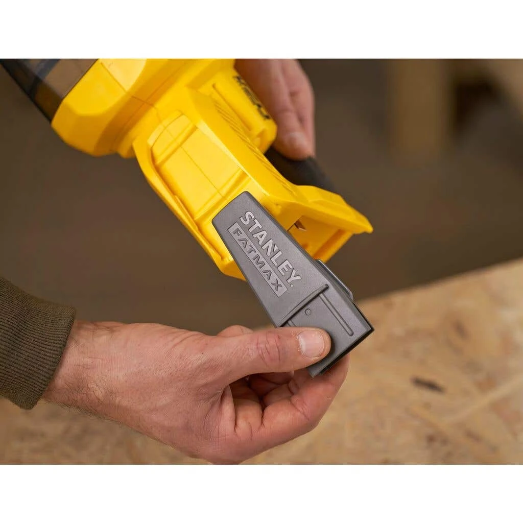 Stanley FatMax 18V V20 Hand Vacuum 10 Stanley FatMax 18V V20 Hand Vacuum - Image 10